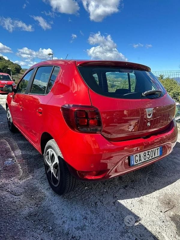 Usata Dacia Sandero 74 CV (54 kW) 2020 Rosso Utilitaria
