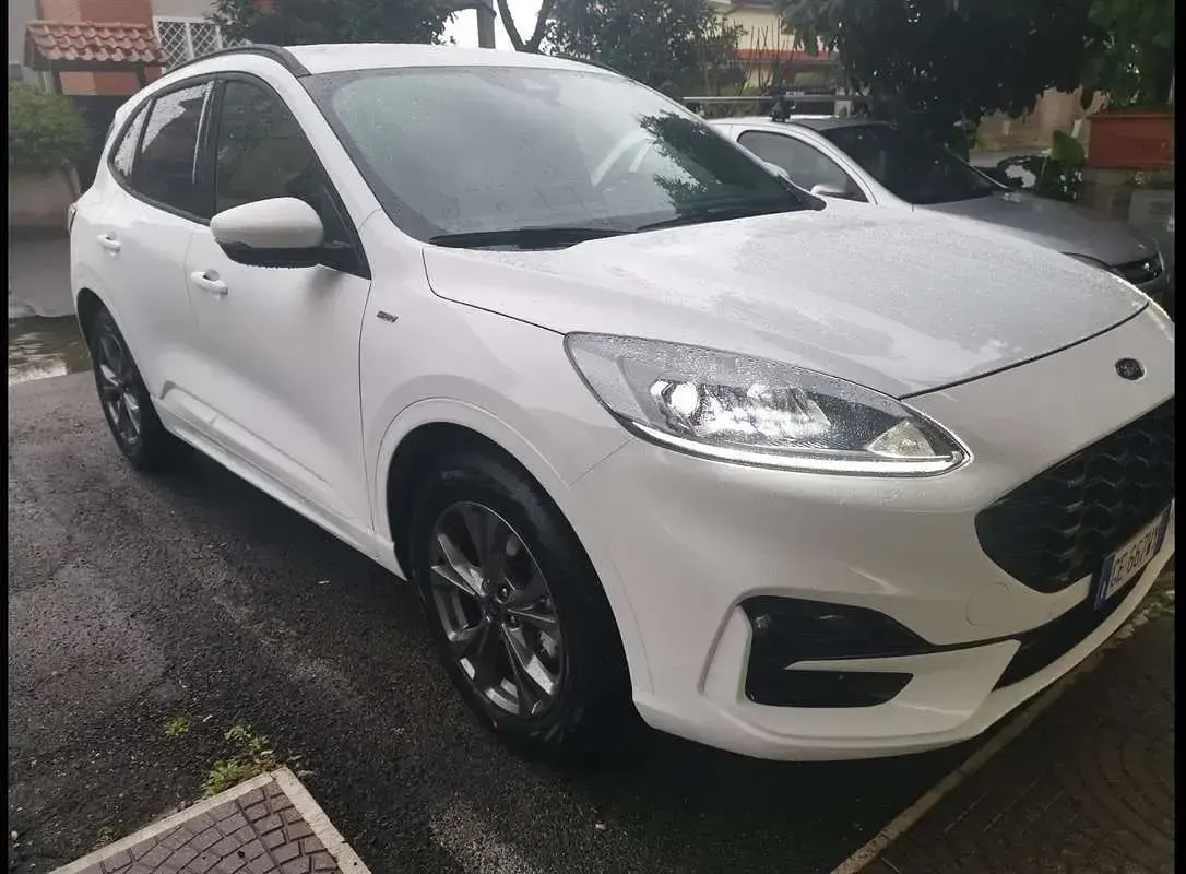 Usata Ford Kuga ST-Line X 150 CV (110 kW) 2021 SUV