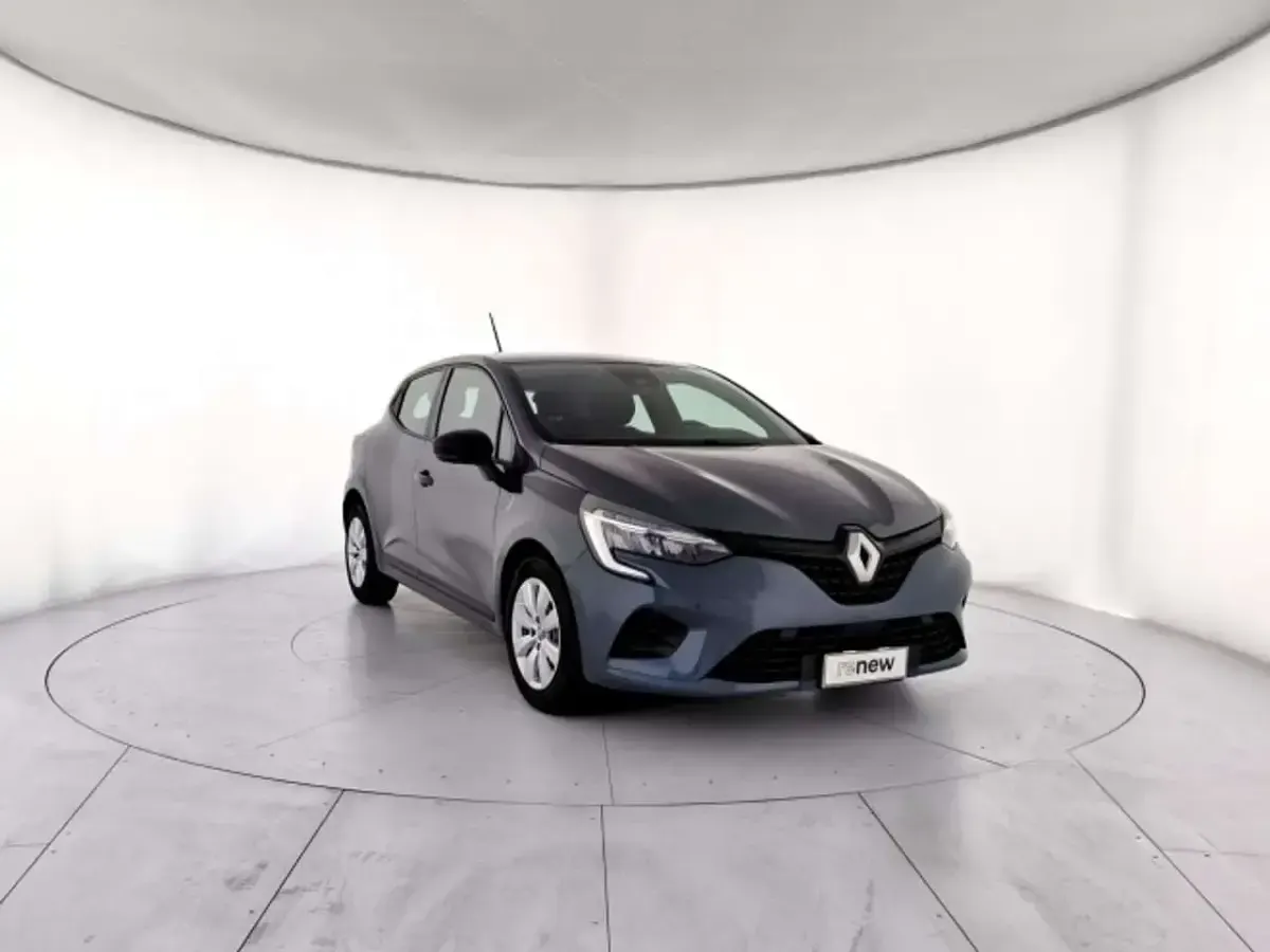 Usata Renault Clio V Equilibre 91 CV (66 kW) 2023 Acciaio met. Berlina
