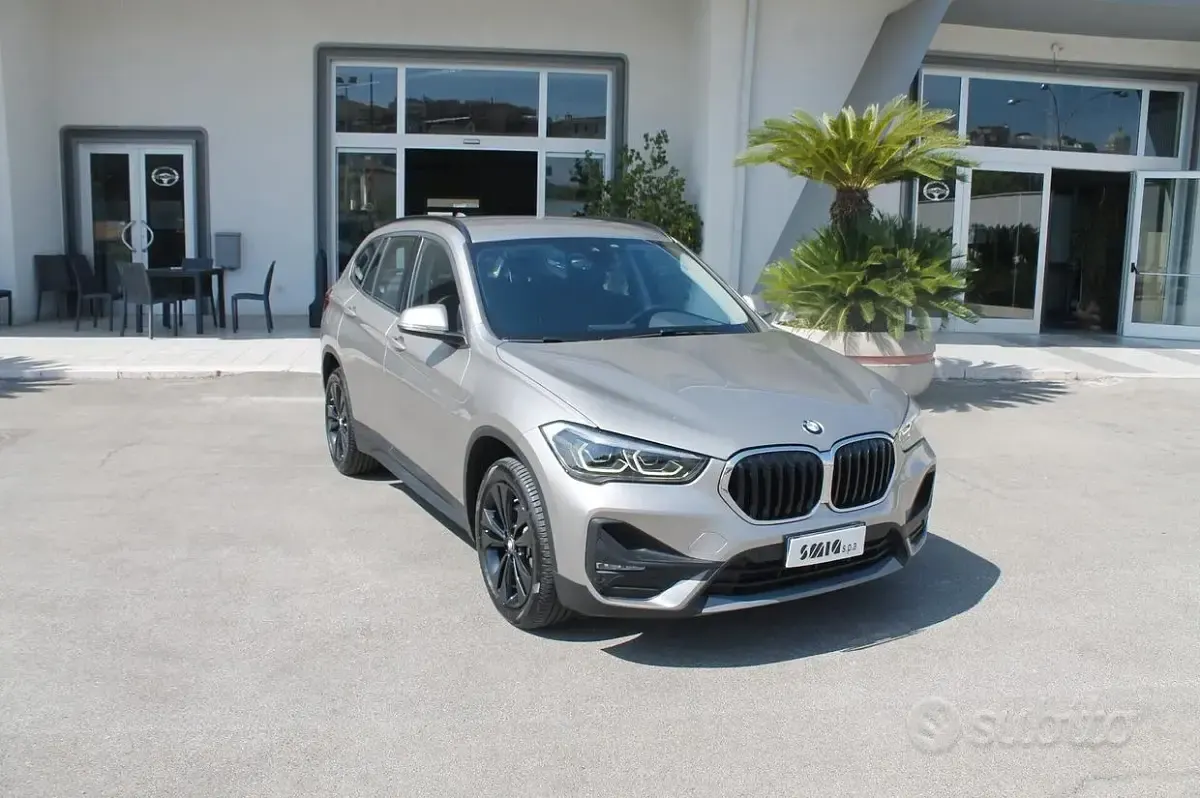 Usata BMW X1 Advantage 150 CV (110 kW) 2022 Giallo SUV