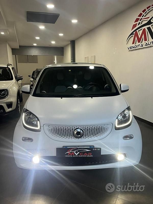 Usata Smart ForTwo Cabrio Passion 89 CV (65 kW) 2018 Bianco Cabrio