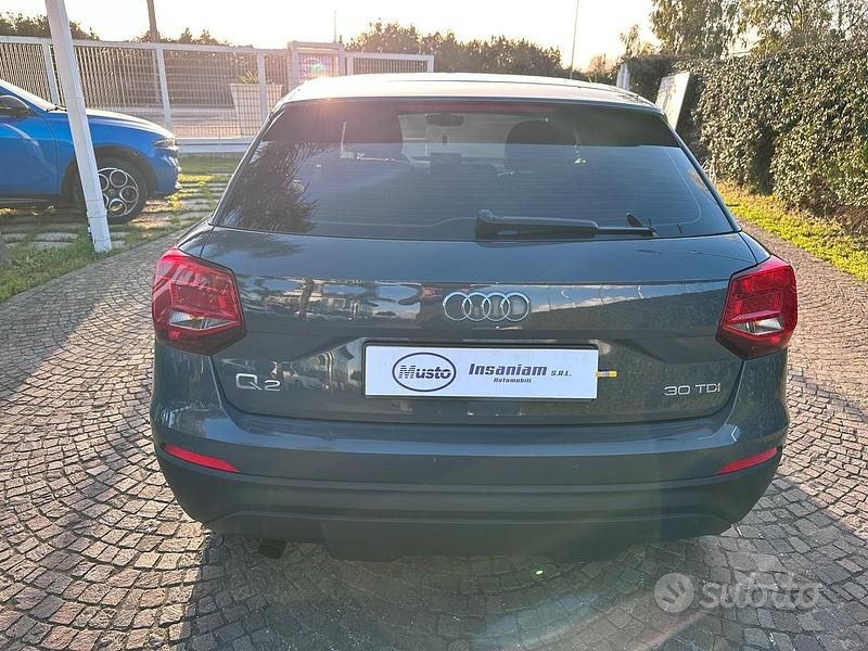 Usata Audi Q2 Business 116 CV (85 kW) 2020 Grigio SUV