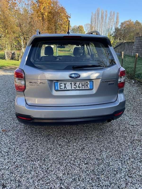 Usata 2014 Subaru Forester Comfort SUV | 9000 € (Buon prezzo) - Immagine 1/4