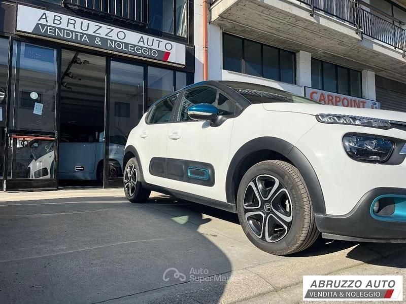 Usata Citroën C3 Feel 103 CV (75 kW) 2022 Bianco Utilitaria