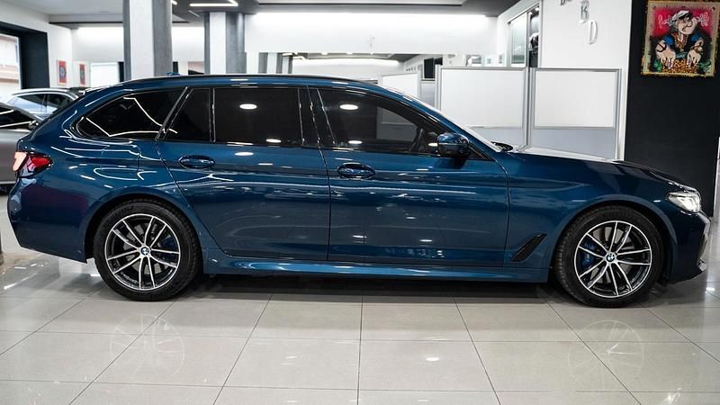 Usata BMW 530 M Sport 249 CV (183 kW) 2021 Blu Station wagon