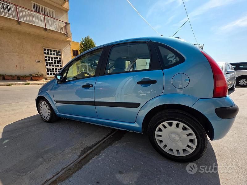 Usata Citroën C3 Elegance 70 CV (51 kW) 2004 Blu Berlina