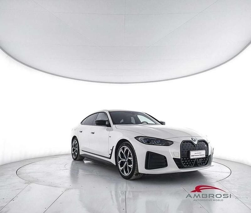 Usata BMW i4 M Sport 400 kW (544 CV) 2022 Bianco Berlina