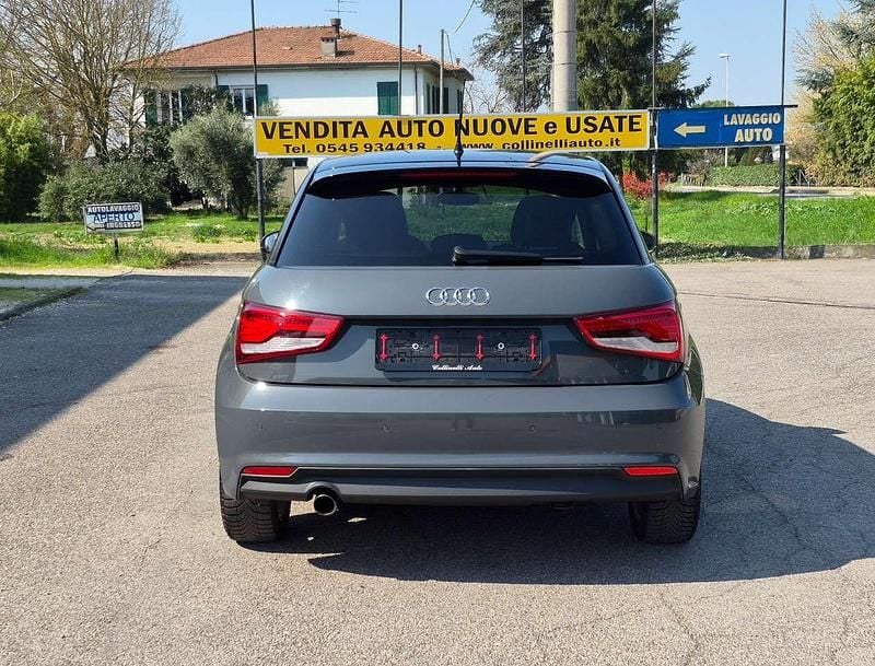 Usata Audi A1 Sportback 82 CV (60 kW) 2018 Grigio daytona/tetto nero Utilitaria