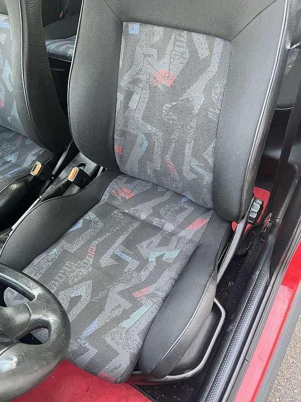 Usata 1996 VW Golf III GT Tre volumi | 4500 € (Molto cara) - Immagine 1/4