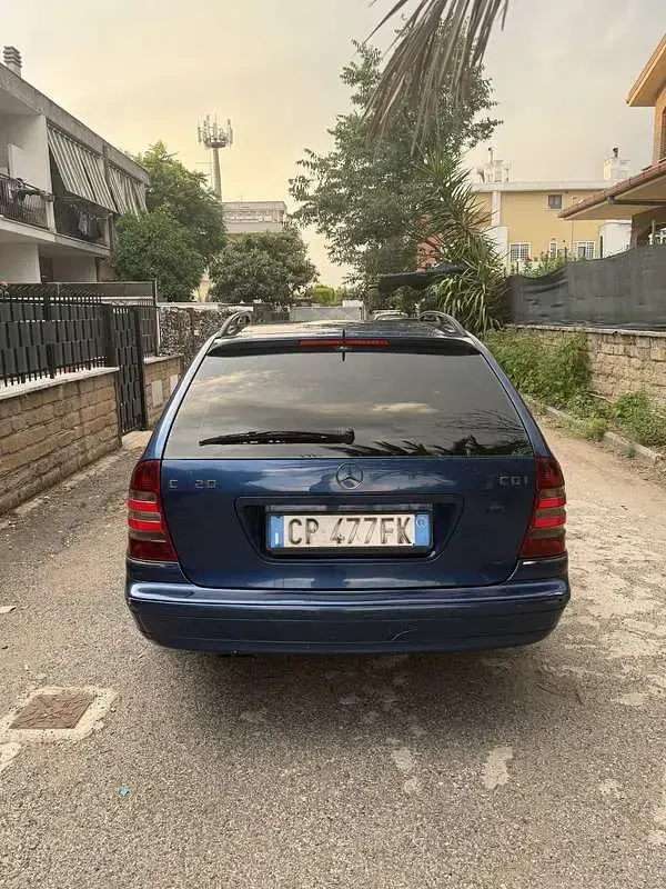 Usata Mercedes C220 Elegance 150 CV (110 kW) 2004 Station wagon