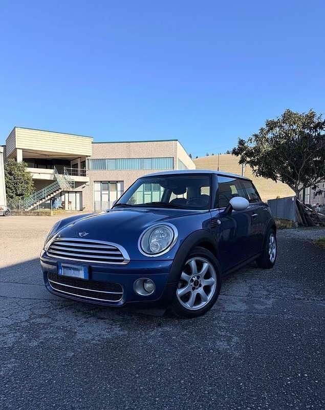 Usata Mini Cooper D Salt 109 CV (80 kW) 2009 Utilitaria