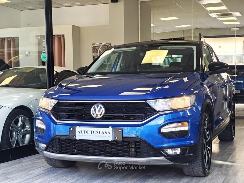 Usata VW T-Roc Advance 116 CV (85 kW) 2019 Blu SUV
