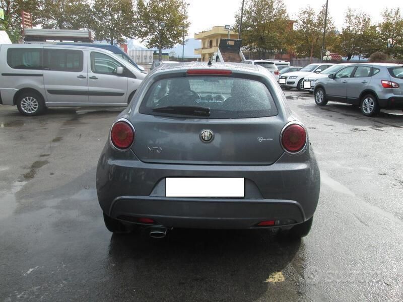 Usata Alfa Romeo MiTo Distinctive 120 CV (88 kW) 2009 Grigio Utilitaria