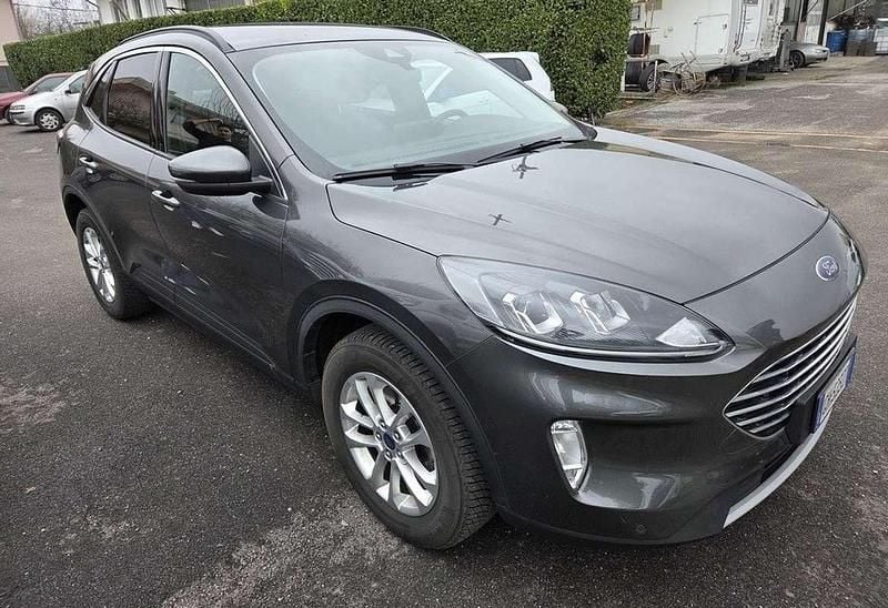 Usata Ford Kuga Titanium X 120 CV (88 kW) 2022 Grigio SUV