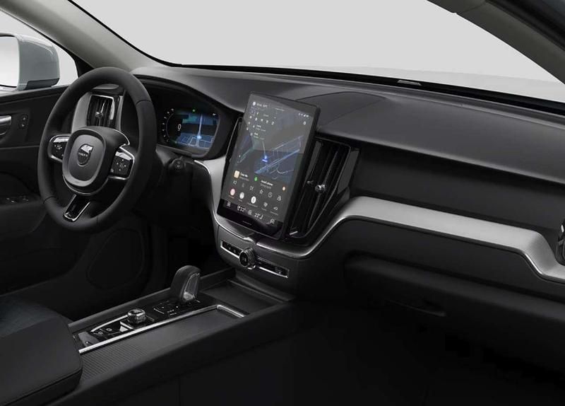 Nuova Volvo XC60 Core 349 CV (256 kW) 2025 Grigio SUV