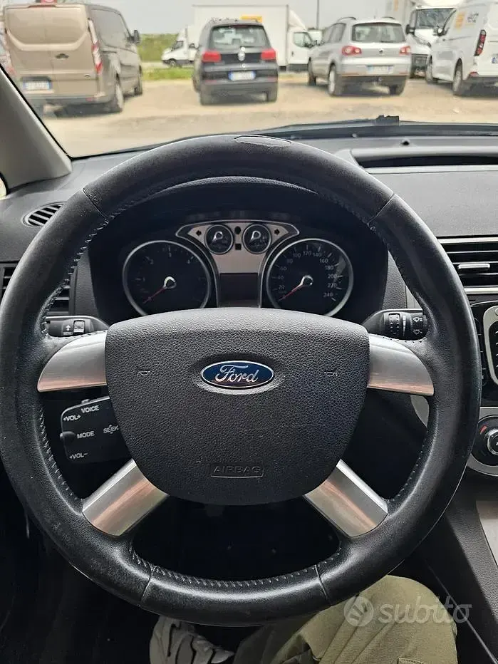 Usata Ford C-MAX Titanium 110 CV (80 kW) 2010 Grigio Monovolume