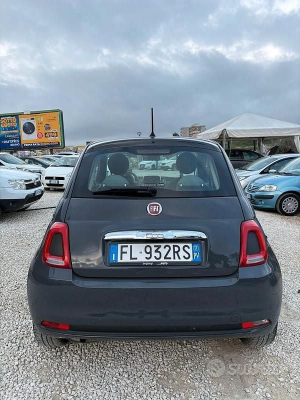 Usata Fiat 500 Lounge 70 CV (51 kW) 2017 Blu Berlina