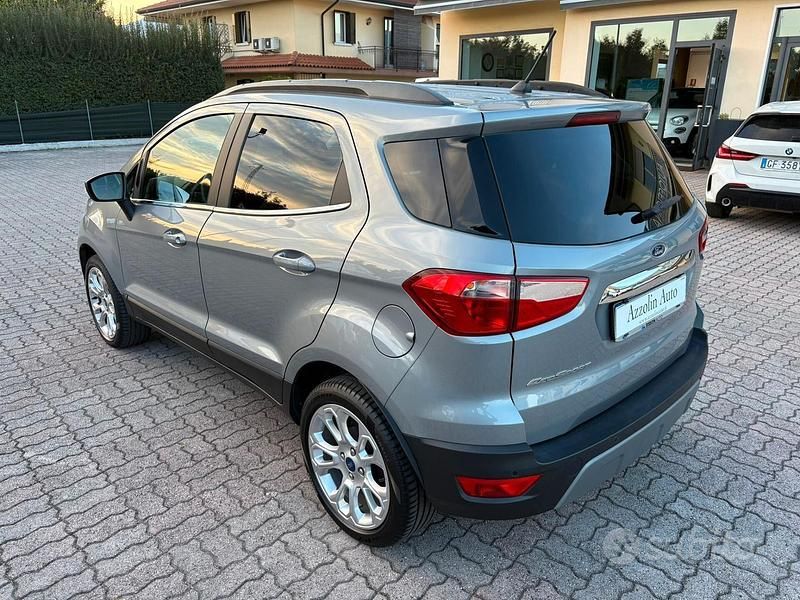 Usata Ford Ecosport 125 CV (91 kW) 2021 Grigio SUV