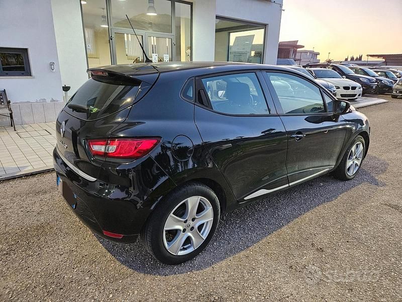 Usata Renault Clio IV 90 CV (66 kW) 2014 Nero Berlina