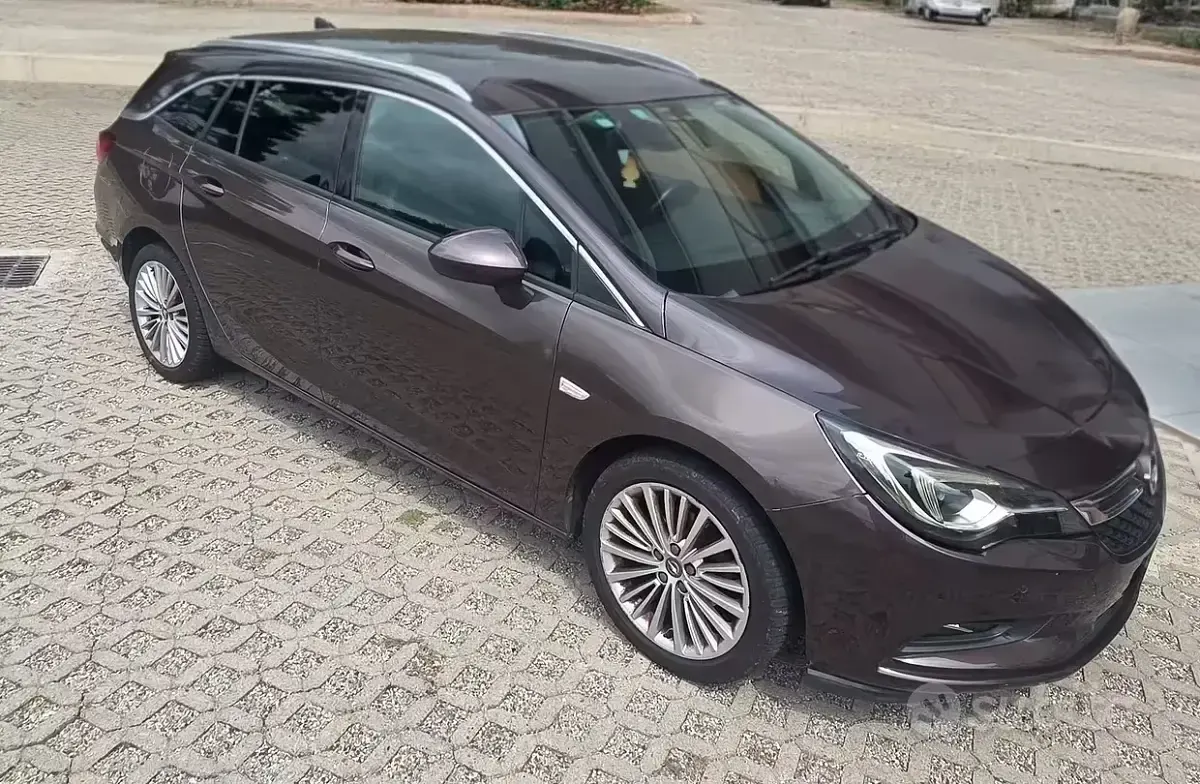 Usata Opel Astra 150 CV (110 kW) 2016 Station wagon