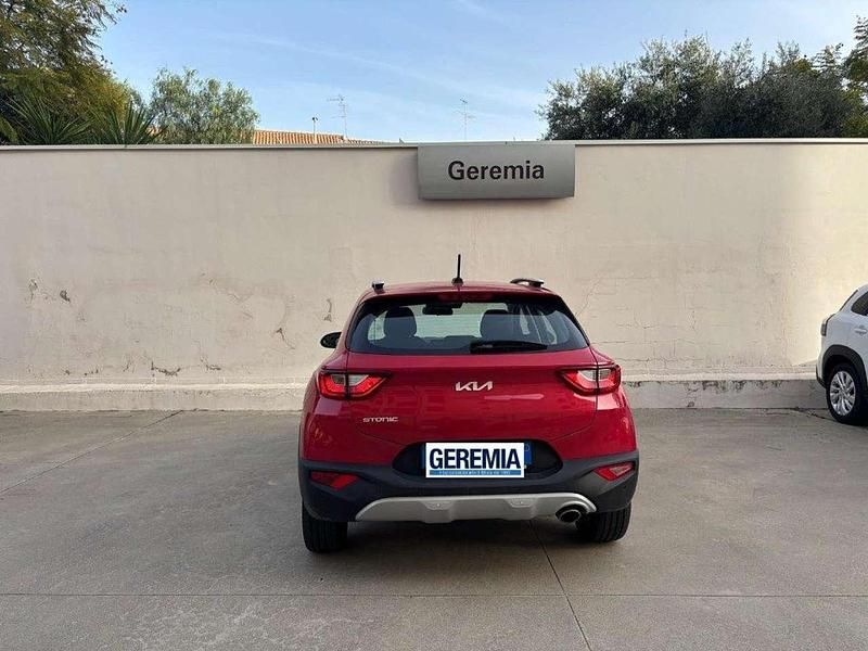Usata Kia Stonic Urban 84 CV (61 kW) 2024 Rosso SUV