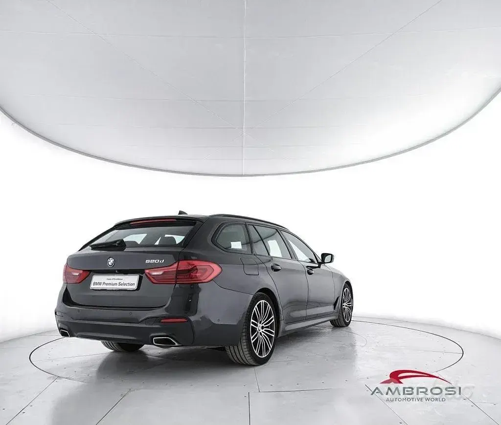 Usata BMW 520 M Sport 190 CV (139 kW) 2020 Grigio Station wagon