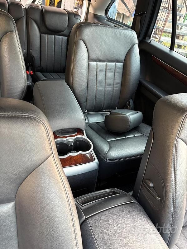 Usata Mercedes 320 224 CV (164 kW) 2007 Grigio SUV