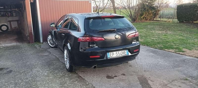 Usata Alfa Romeo 159 Distinctive 136 CV (100 kW) 2012 Nero Station wagon