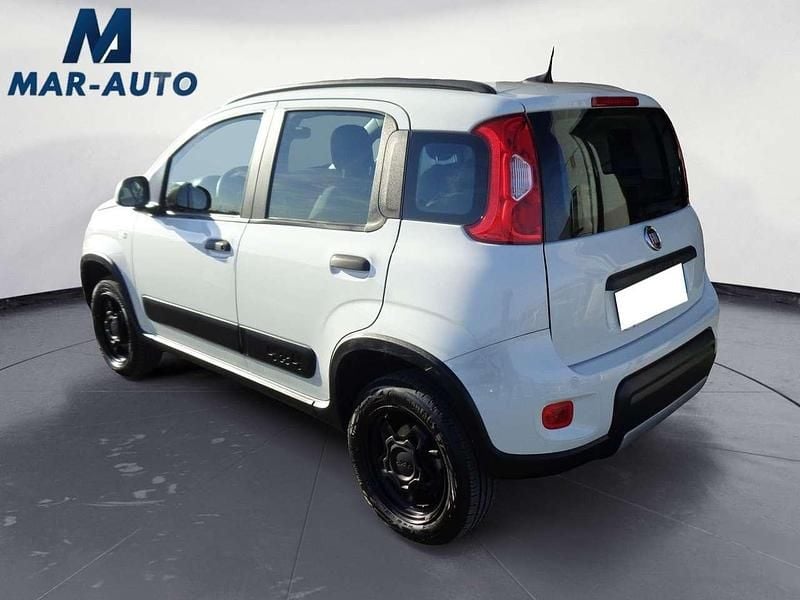 Usata Fiat Panda 4x4 Wild 84 CV (61 kW) 2022 Bianco Utilitaria