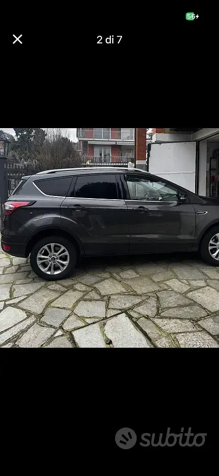 Usata Ford Kuga 120 CV (88 kW) 2018 Blu SUV