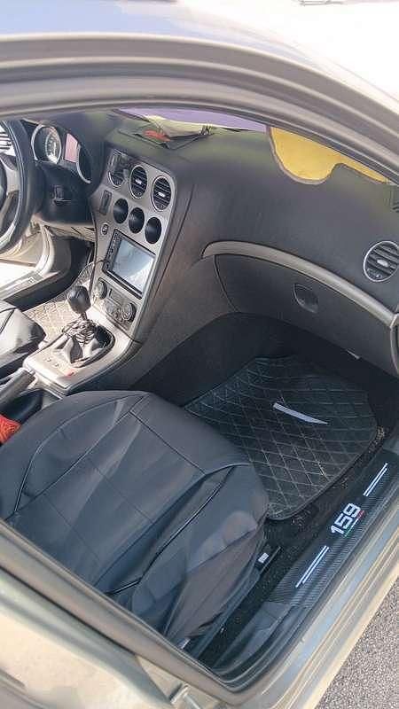 Usata 2010 Alfa Romeo 159 Progression Station wagon | 700 € (Super prezzo) - Immagine 1/4