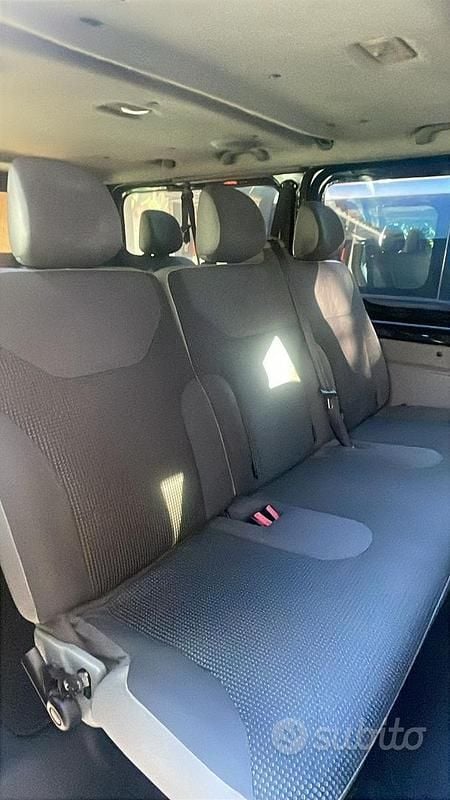 Usata Opel Vivaro 146 CV (107 kW) 2014 Nero Monovolume