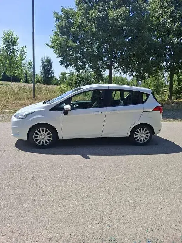 Usata Ford B-MAX Titanium X 87 CV (63 kW) 2016 Monovolume