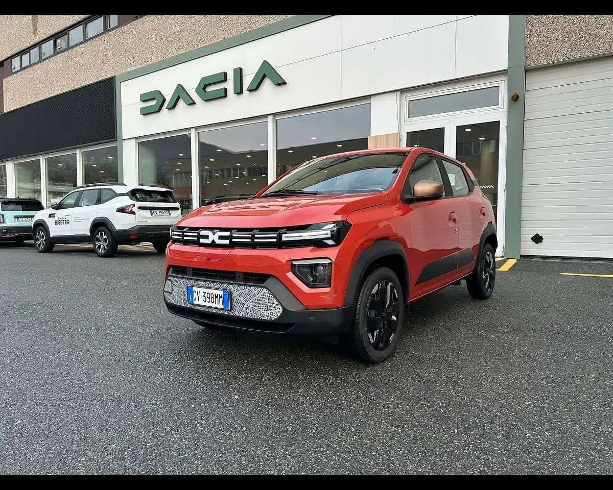 Usata Dacia Spring Extreme 47 kW (65 CV) 2024 Brick red Utilitaria