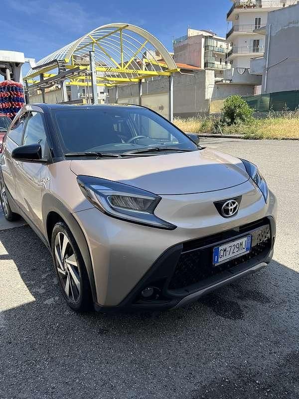 Usata Toyota Aygo X Lounge 72 CV (52 kW) 2023 SUV