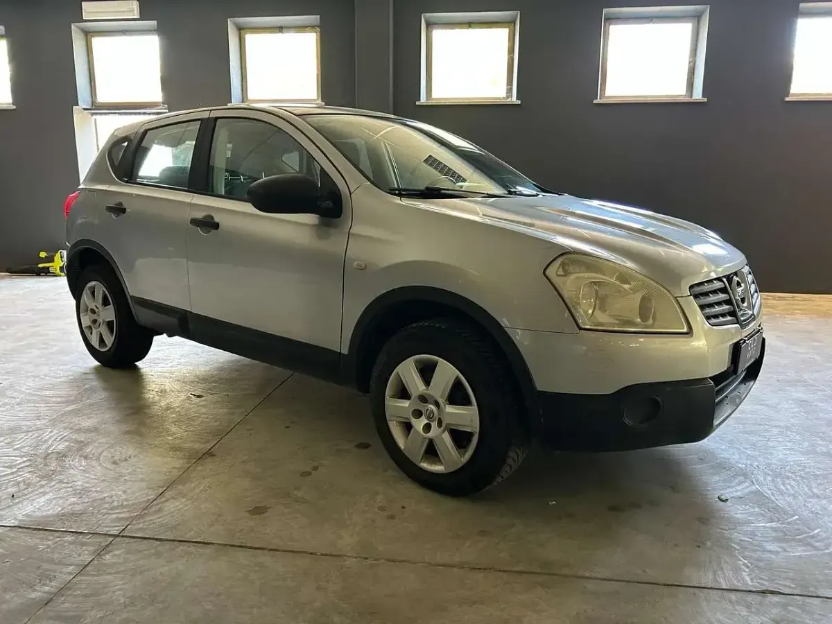 Usata Nissan Qashqai Tekna 117 CV (86 kW) 2008 Grigio SUV