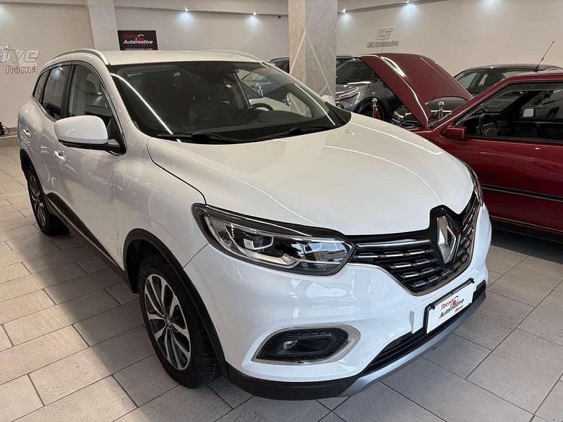 Bianco ghiaccio metallizzato Usata 2022 Renault Kadjar Intens SUV | 13.700 € (Ottimo prezzo) - Immagine 1/4