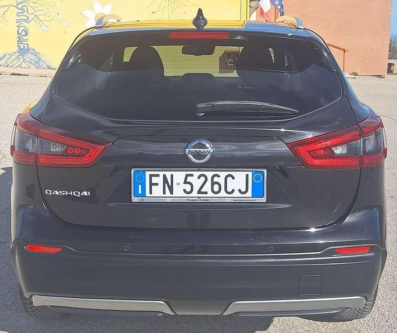 Usata Nissan Qashqai Tekna+ 131 CV (96 kW) 2018 Nero SUV