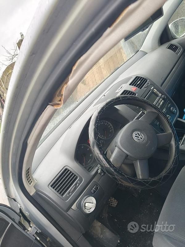 Usata VW Golf V 2004 Grigio Berlina