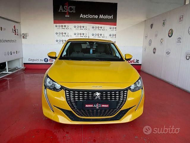 Usata Peugeot 208 Allure 101 CV (74 kW) 2020 Giallo Utilitaria