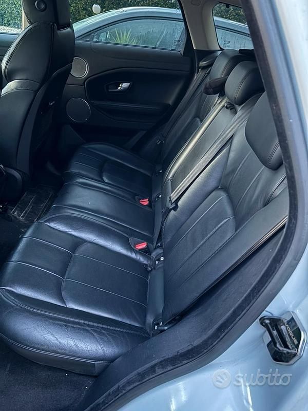 Usata Land Rover Range Rover evoque 150 CV (110 kW) 2015 Bianco Berlina