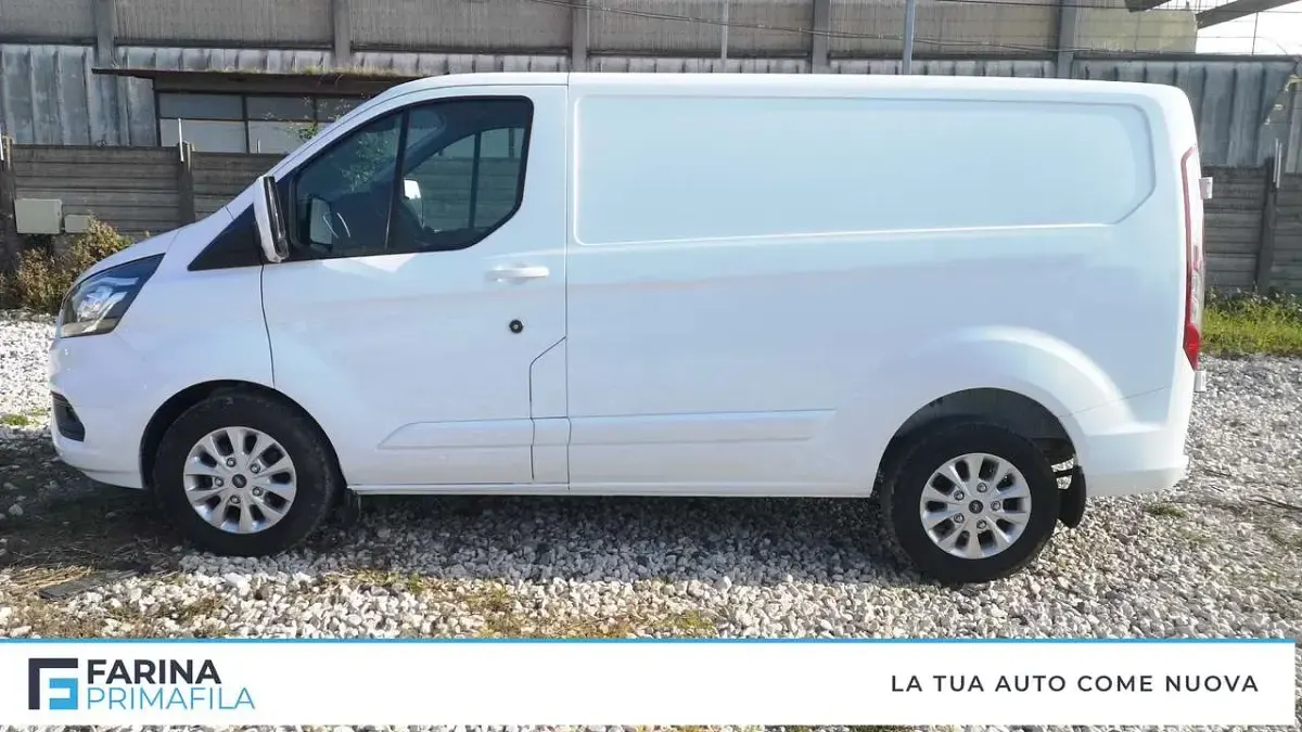 Usata Ford Transit Custom Titanium 280 CV (205 kW) 2022 Frozen white