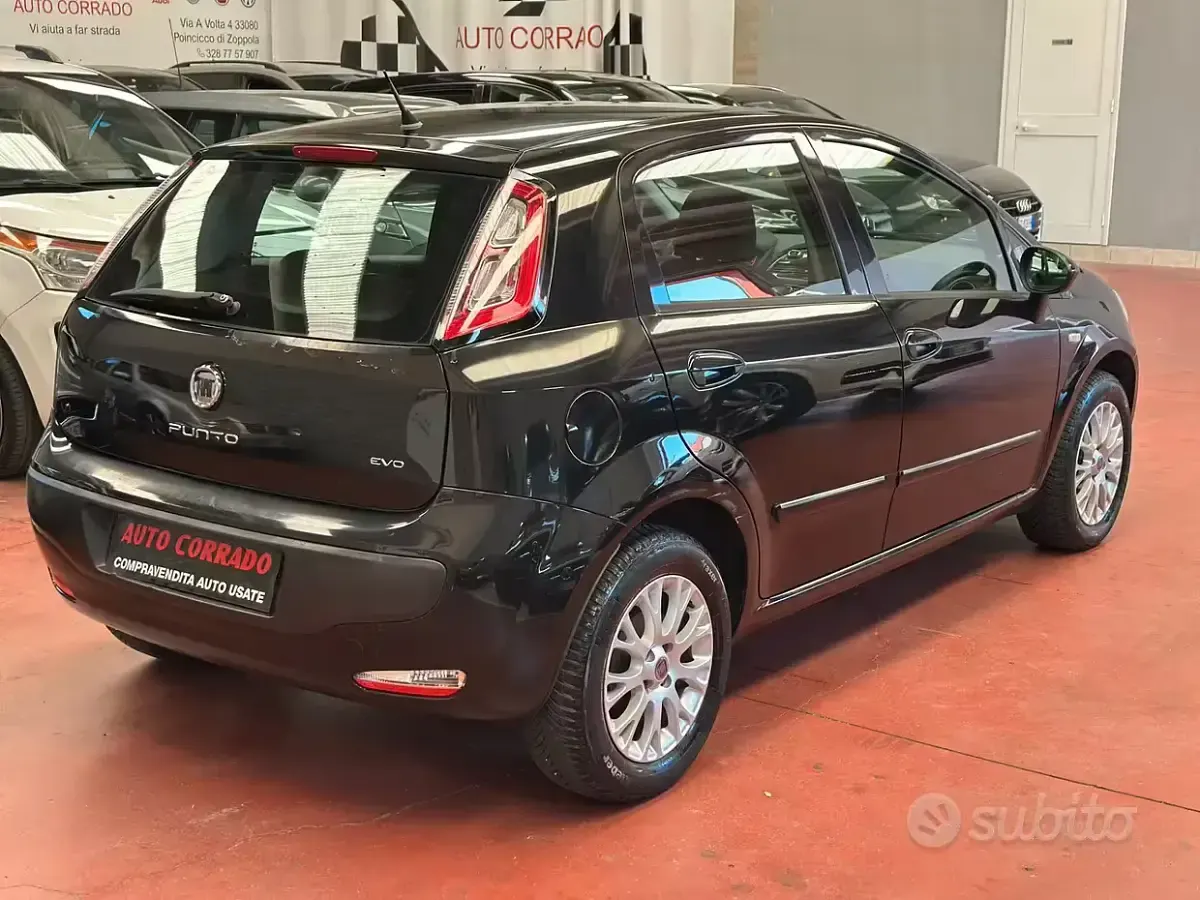 Usata Fiat Punto Evo Dynamic 77 CV (56 kW) 2010 Nero Utilitaria