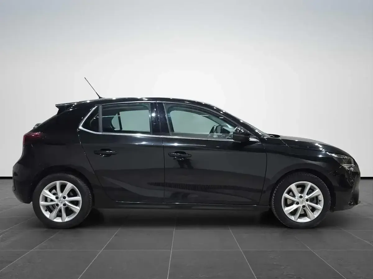 Usata Opel Corsa Elegance 101 CV (74 kW) 2021 Nero Utilitaria