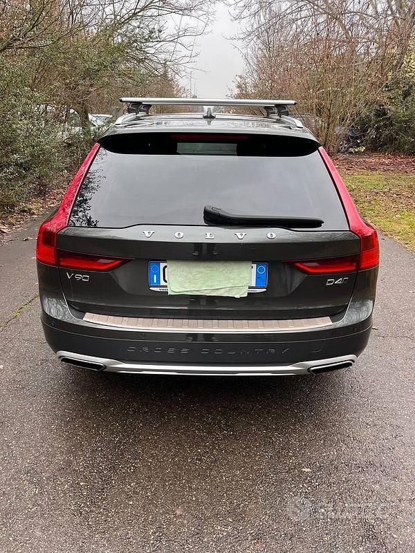 Usata Volvo V90 CC Plus 190 CV (139 kW) 2020 Grigio Station wagon