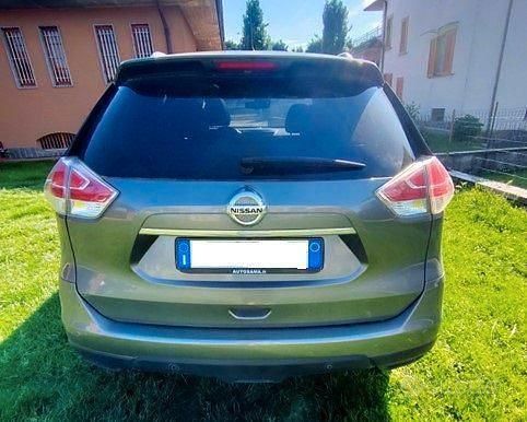 Usata Nissan X-Trail Tekna 131 CV (96 kW) 2017 Grigio SUV