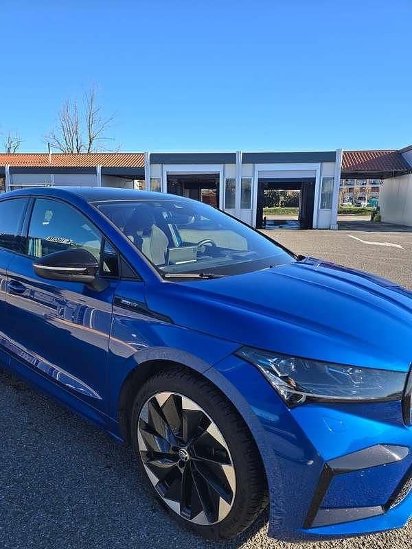 Usata Skoda Enyaq iV SportLine 69 kW (95 CV) 2023 Blu/azzurro SUV