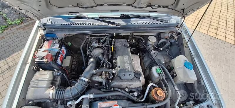 Usata Suzuki Jimny GLX 80 CV (58 kW) 2000 Grigio SUV