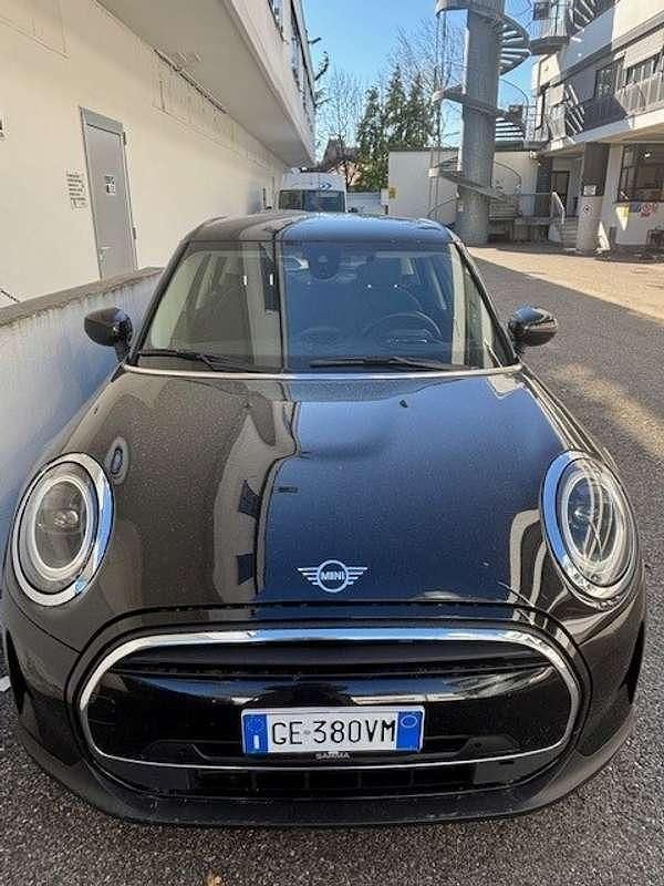 Usata Mini ONE Classic 75 CV (55 kW) 2021 Nero Utilitaria