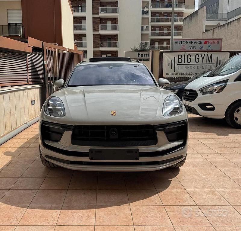 Gebraucht Porsche Macan 265 PS (194 kW) 2022 Grau SUV